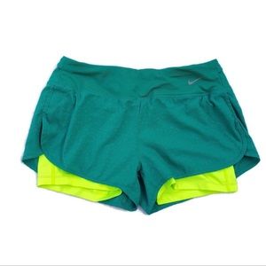 Nike 2-in-1 Running Shorts size M